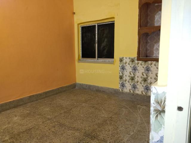 1.5 BHK Apartment in Tiljala for rent Kolkata. The reference number is 20617497