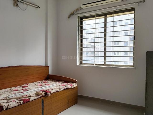 1.5 BHK Apartment in Vaishno Devi Circle for rent Ahmedabad. The reference number is 20793567