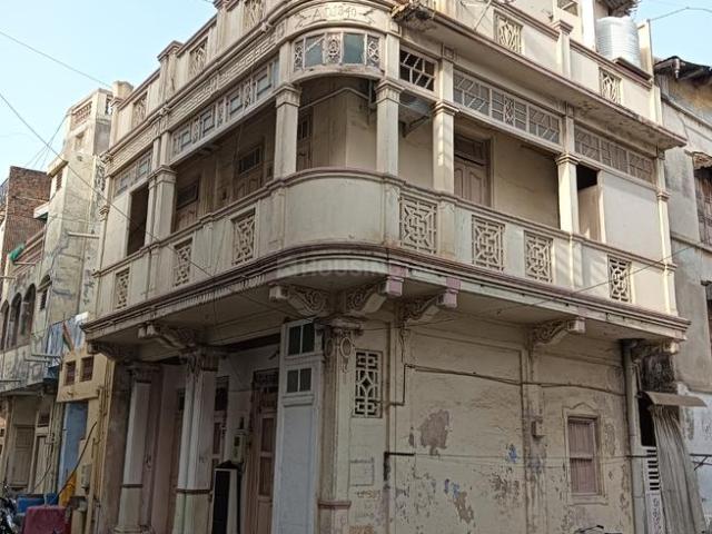 1.5 BHK Apartment in Asarwa for resale Ahmedabad. The reference number is 21067630