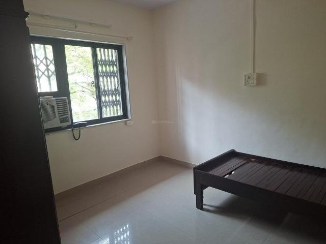 1.5 BHK Apartment in Bandra West for rent Mumbai. The reference number is 21180380