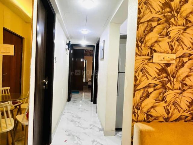1.5 BHK Apartment in Goregaon East for rent Mumbai. The reference number is 18365516