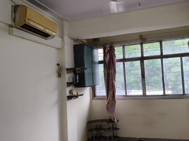 1.5 BHK Apartment in Goregaon East for rent Mumbai. The reference number is 20678138