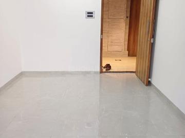 1.5 BHK Apartment in Kandivali East for rent Mumbai. The reference number is 19959057