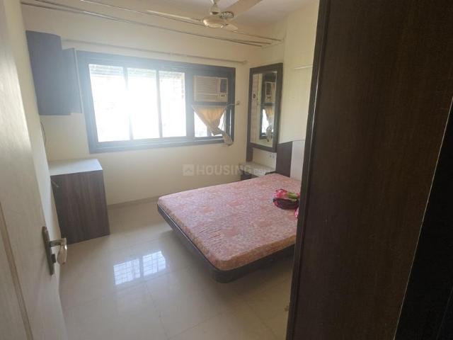 1.5 BHK Apartment in Kandivali East for rent Mumbai. The reference number is 20437135