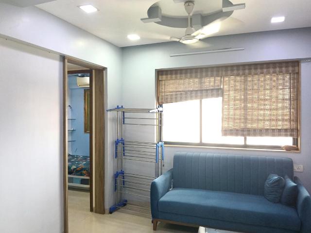 1.5 BHK Apartment in Kasarvadavali for rent Thane. The reference number is 20702484