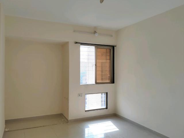 1.5 BHK Apartment in Kasarvadavali for rent Thane. The reference number is 21042611