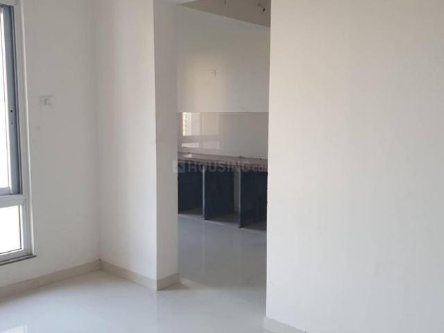 1.5 BHK Apartment in Kasarvadavali for resale Thane. The reference number is 20007325