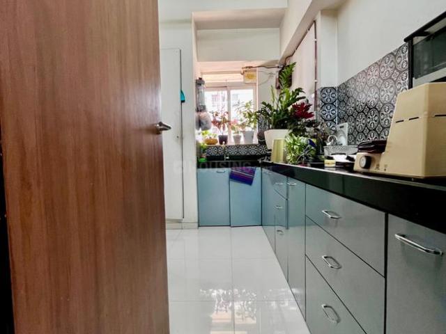 1.5 BHK Apartment in Kolshet for resale Thane. The reference number is 20245652