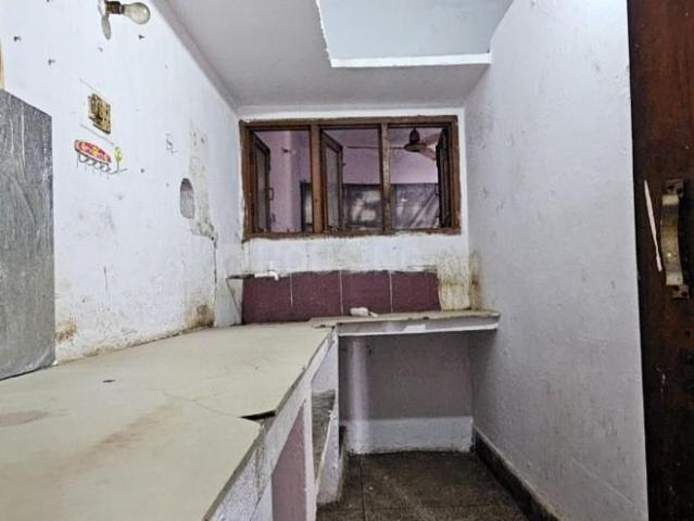 1.5 BHK Independent Builder Floor in Indira Nagar for rent Lucknow. The reference number is 19004079