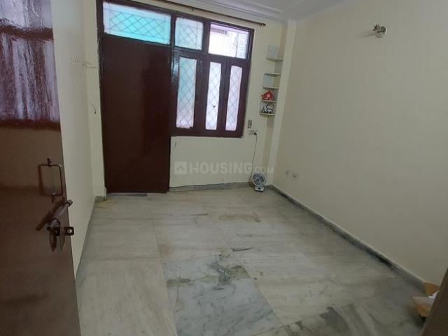 1.5 BHK Independent Builder Floor in Mayur Vihar Phase 1 for rent New Delhi. The reference number is 20400026