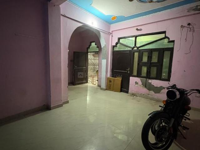 1.5 BHK Independent Builder Floor in Sector 51 for rent Noida. The reference number is 21101628
