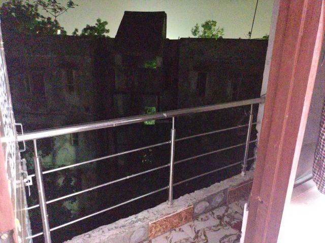 1.5 BHK Independent Builder Floor in Sunlight Colony for rent New Delhi. The reference number is 20835004