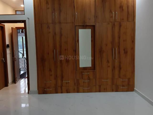 1.5 BHK Independent Builder Floor in Vasundhara for rent Ghaziabad. The reference number is 21025956