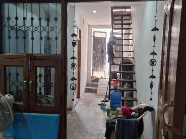 1.5 BHK Independent House in Molarband Extension for resale New Delhi. The reference number is 20411346