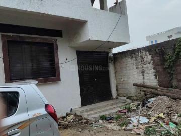1.5 BHK Independent House in Airport Road for rent Bhopal. The reference number is 18886307