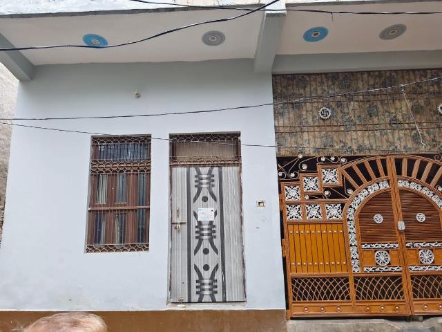 1.5 BHK Independent House in Crossings Republik for resale Ghaziabad. The reference number is 21262876