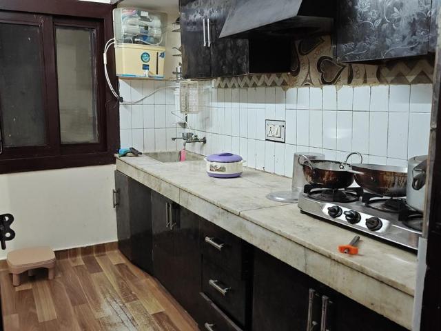 1.5 BHK Independent House in Paschim Vihar for rent New Delhi. The reference number is 18961149