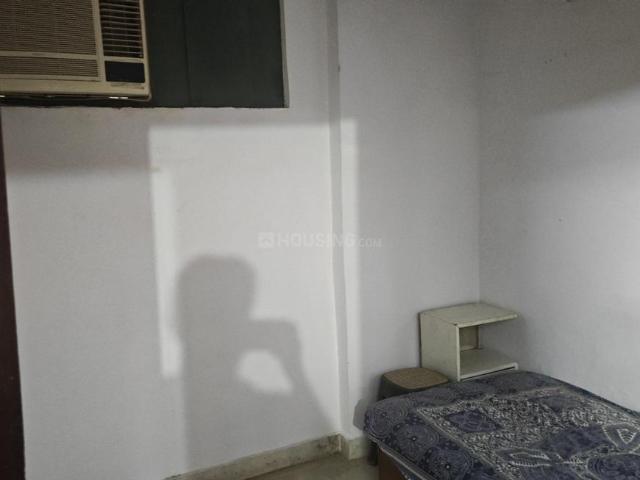1.5 BHK Independent House in Paschim Vihar for rent New Delhi. The reference number is 19678529