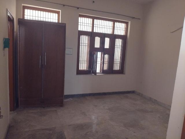 1.5 BHK Independent House in Sector 9 for rent Karnal. The reference number is 21190156