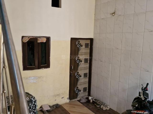 1.5 BHK Independent House in Sector 110 for resale Gurgaon. The reference number is 21014580