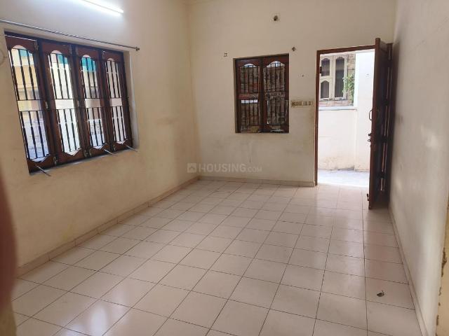 1.5 BHK Independent House in Sector 25 for rent Gandhinagar. The reference number is 20374204