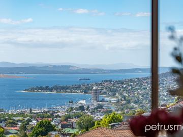 West Hobart, Cambridge, Clarence, Clarence, Tasmania, Penguin Island, Cloudy Bay, Kingborough, Tasmania Island
