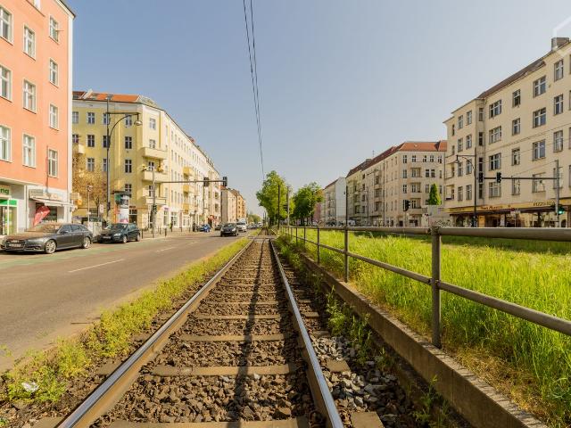 1,5 room flat in the heard of east Berlin Prenzlauer Berg, Berlin Amsterdam Apartments for Rent