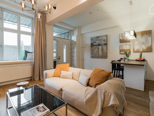 1,5 room garden loft, Berlin Amsterdam Apartments for Rent