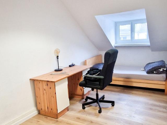 1.5 Room Studio Apartment in Düsseldorf Unterbilk – Near Medienhafen, Dusseldorf Amsterdam Apartments for Rent