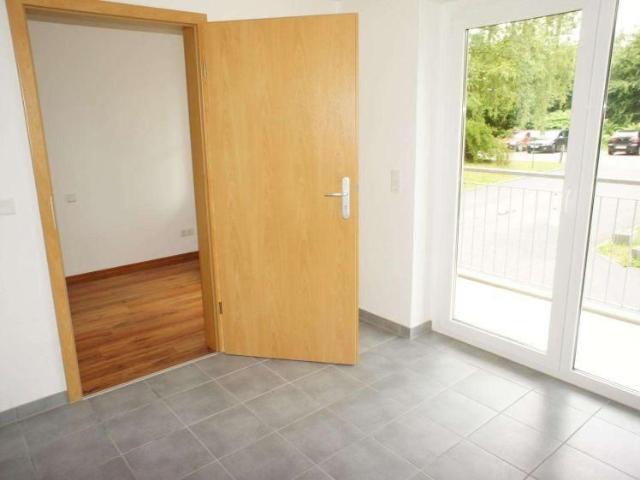 1,5 Zi. Whg. / Balkon große Küche Bad mit Dusche frei ab 1.11.26