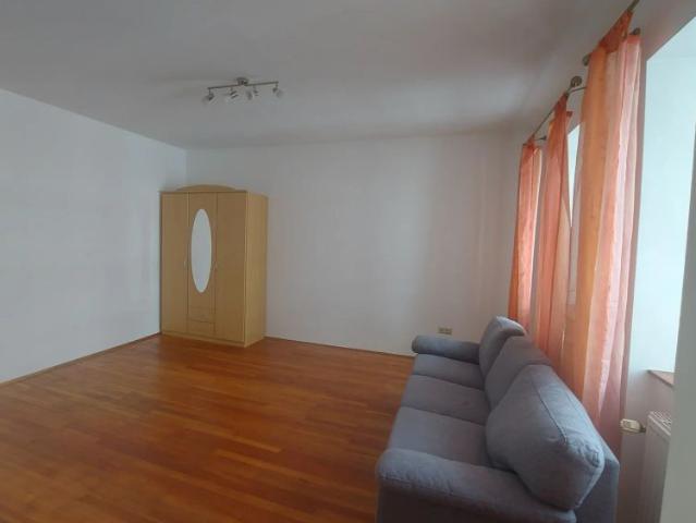 1,5 ZIMMER MIETWOHNUNG IM ZENTRUM VON KREMS