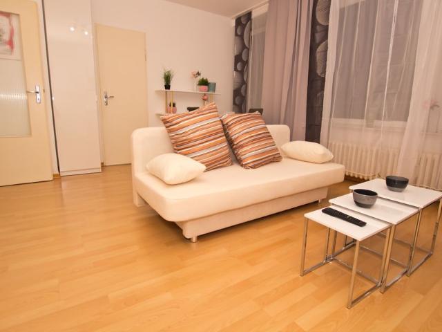 1.5 Zimmer in Düsseldorf