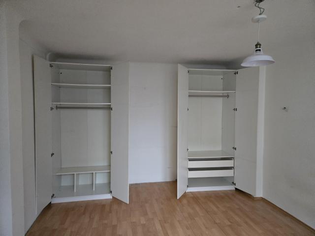 1,5 Zimmer Single Wohnung U Bahn Nähe und Einkauffstrasse