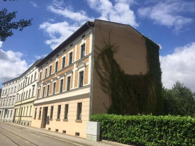 1,5 Zimmer Wohnung EG. links