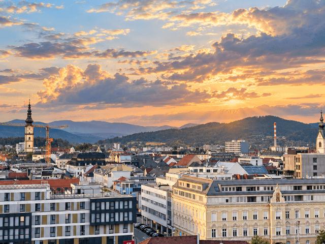 1,5 Zimmer Wohnung im 10. Obergeschoss mit herrlichem Blick über Klagenfurt