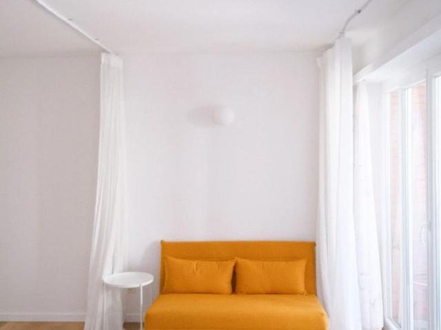 1.5 Zimmer, 30 m², 1. Stock