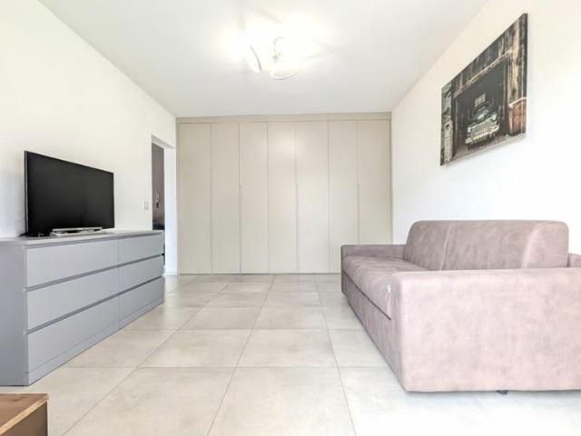 1.5 Zimmer, 32 m², 1. Stock