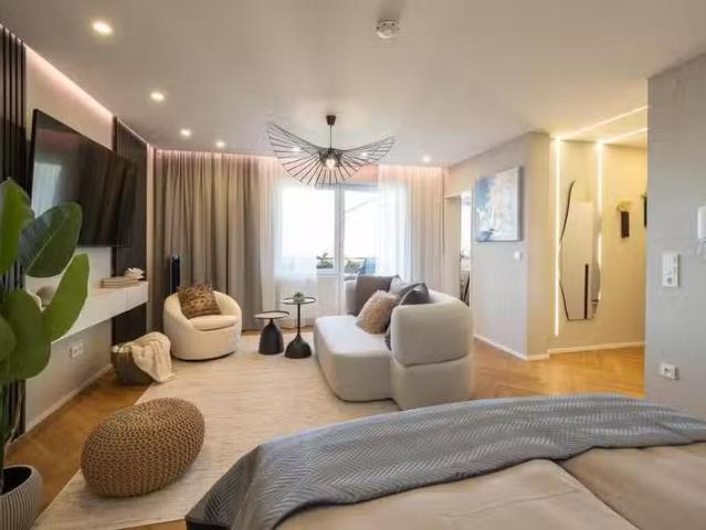 1,5 Zimmer 42 m² 1.200 € Kaltmiete Wohnungen in Meersburg
