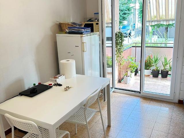 1.5 Zimmer, 42 m², EG