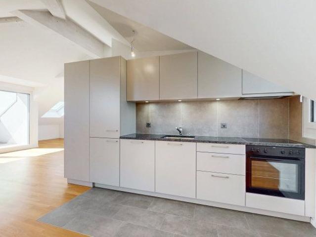 1.5 Zimmer, 65 m², 4. Stock