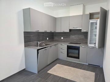 Cama, Moësa, Graubünden - Garten, Parkplatz