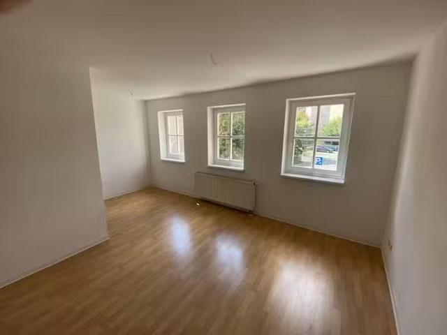 1,5 Zimmer 63 m² 430 € Kaltmiete Wohnungen in Bad Langens.