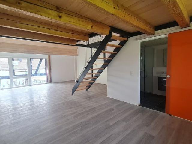 1.5 Zimmer, 75 m², 1. Stock
