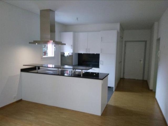 1.5 Zimmer, 85 m², EG