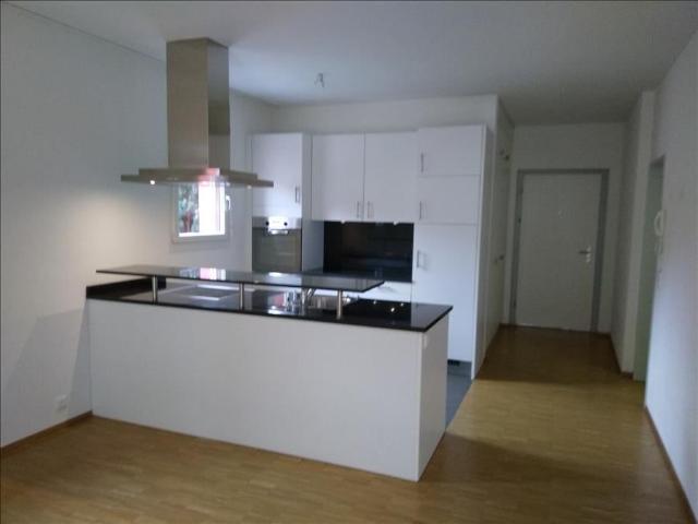 1.5 Zimmer, 85 m², EG