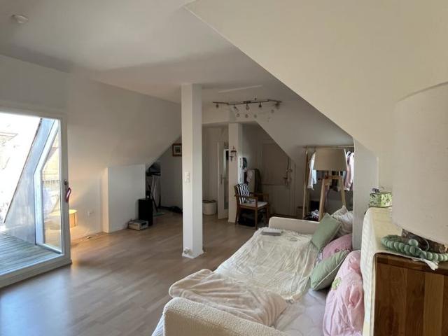 1.5 Zimmer, 80 m², 3. Stock
