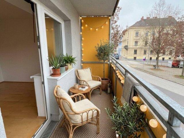 1,5 Zimmerwohnung mit LOGGIA im Stadtzentrum