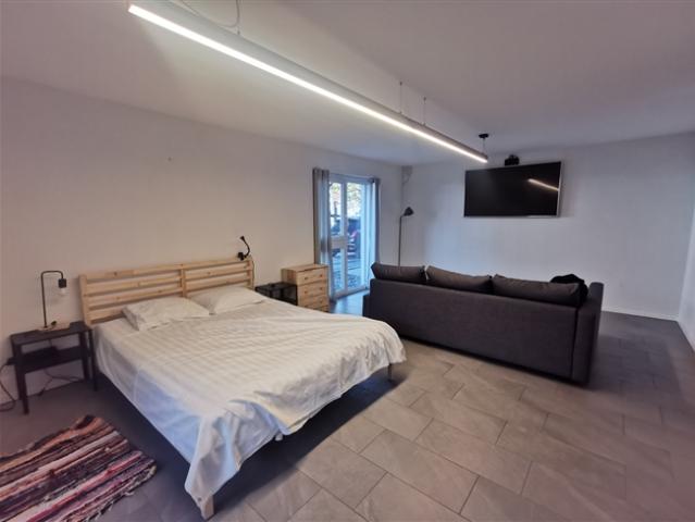 1.5 ZIMMIGES APARTMENT ZU MIETE IN SIERRA