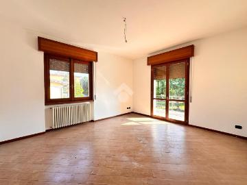 1.650 / mese, 200 Mq Tecnocasa.it 61225627