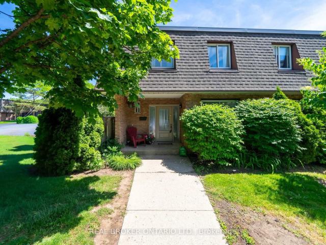 1 684 Dynes Road, Burlington | Sold, W13633 | Condos. Ca